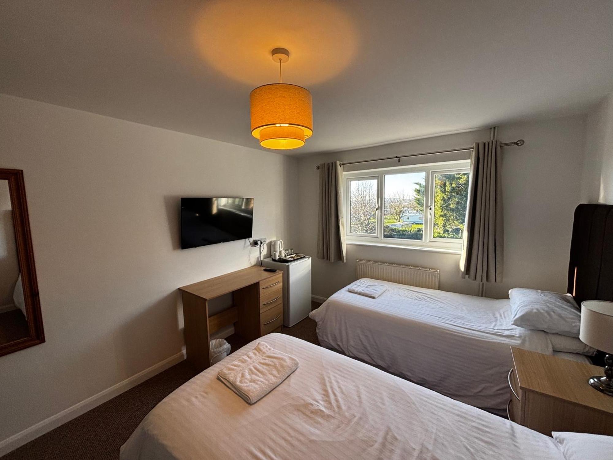Smithaleigh Farm Rooms And Apartments Sparkwell 外观 照片